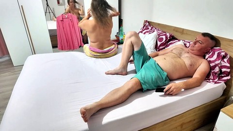 角色扮演, 中出, 自拍